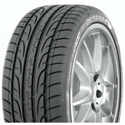 215/35R18 84Y Dunlop SP Sport Maxx pad.